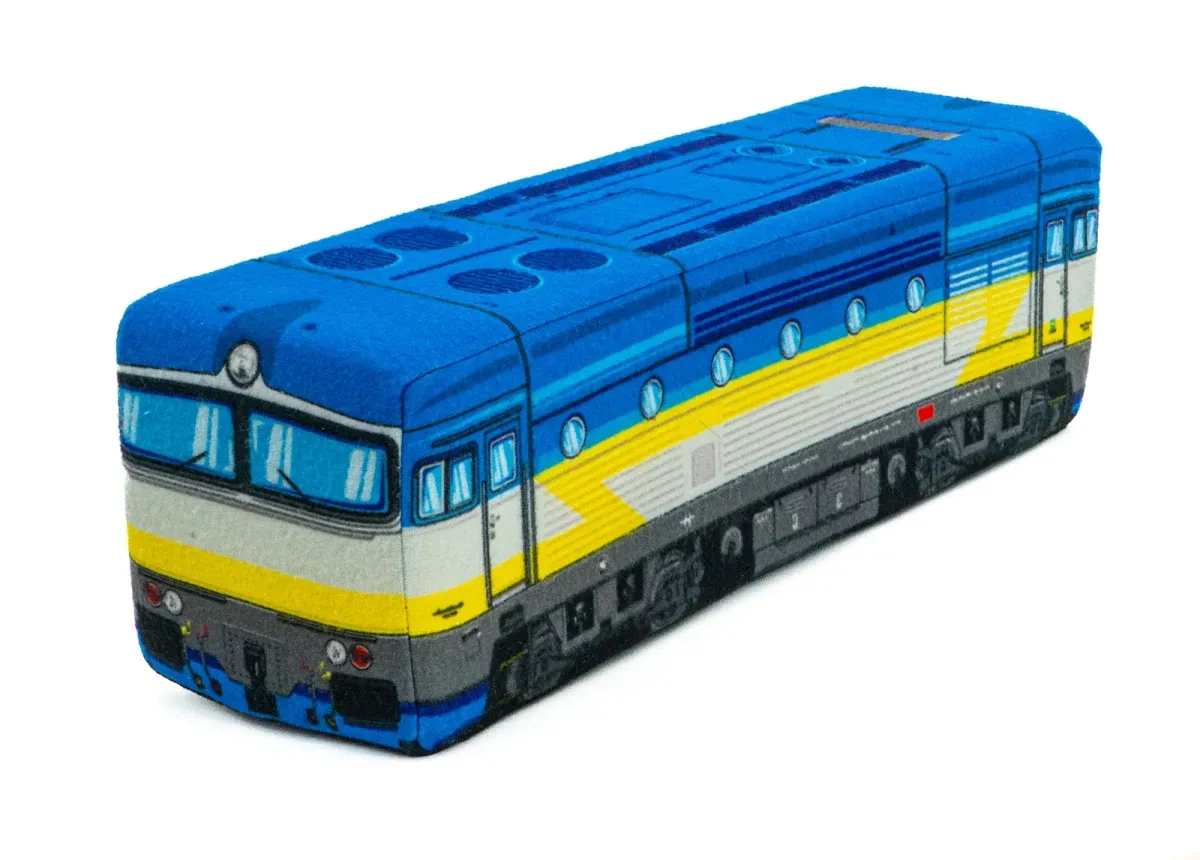 Cuscino in peluche con motivo della Locomotiva 750 - "Occhialuto"