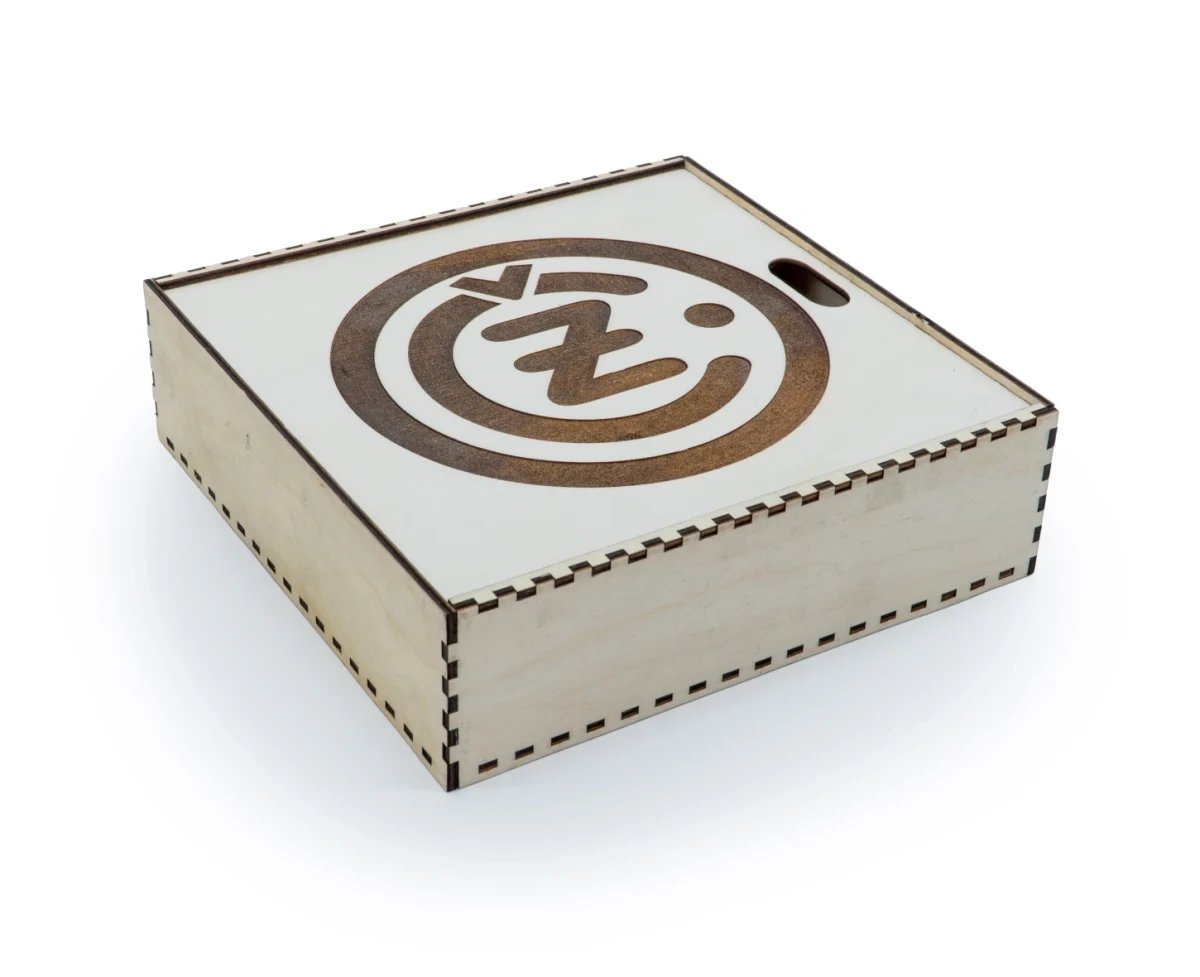 Scatola regalo per orologio in legno Logo ČZ 20 cm